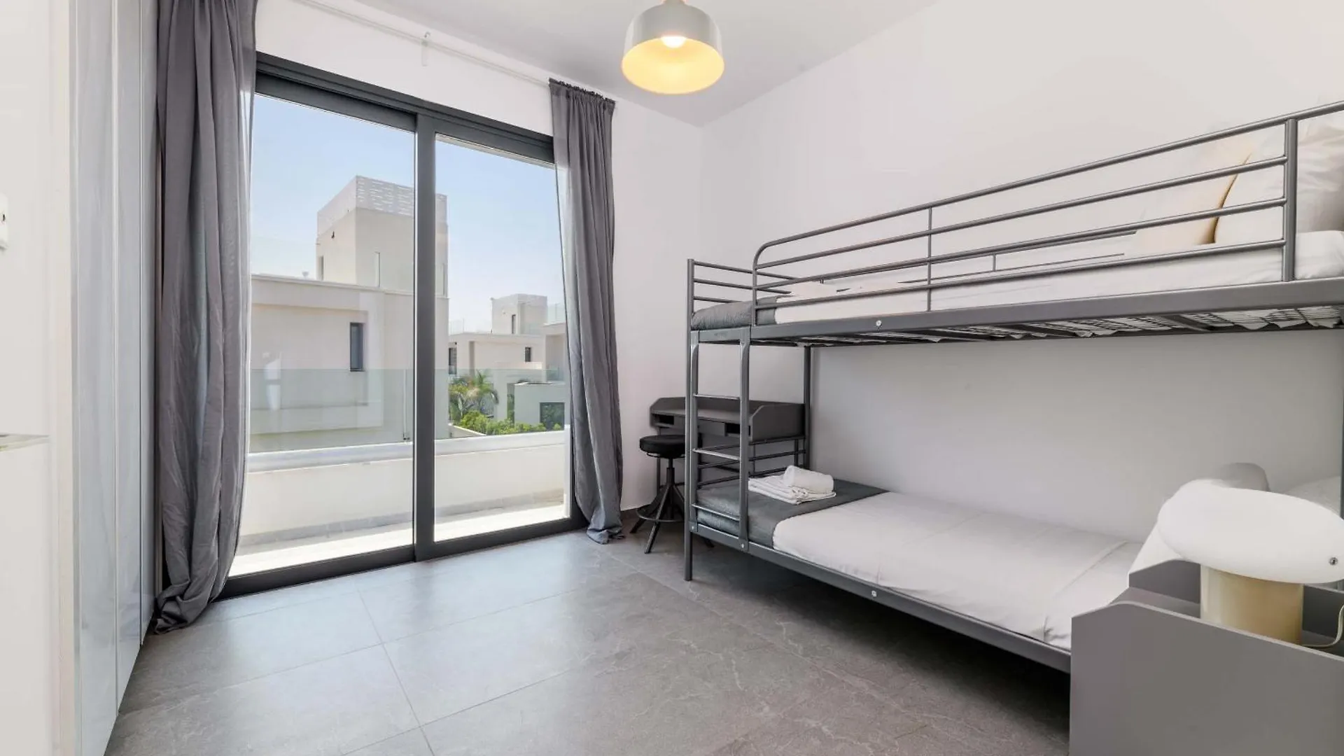By The Beach - Sunstone Seaview Villa Protaras
