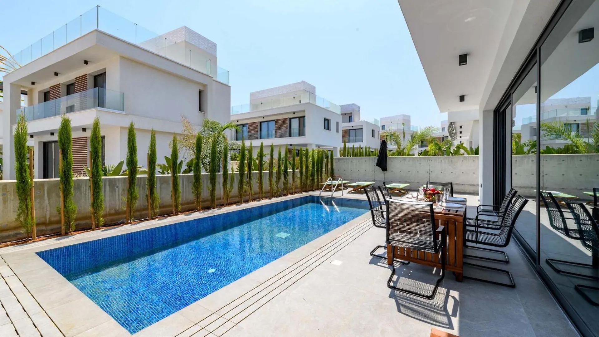 By The Beach - Sunstone Seaview Villa Protaras
